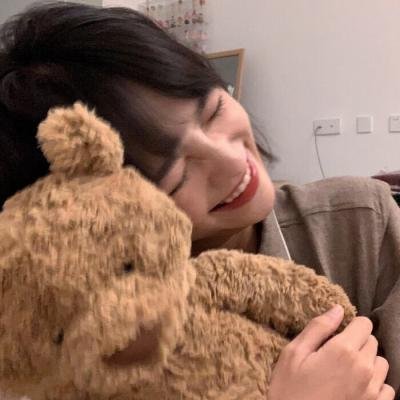 开局一头猪我在荒年养全家